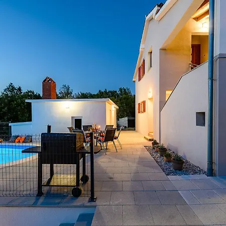 Vila House Azur With A Private Pool