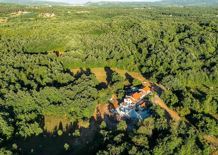 House Azur With A Private Pool Villa