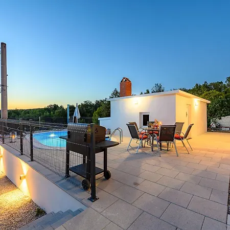 House Azur With A Private Pool Vila