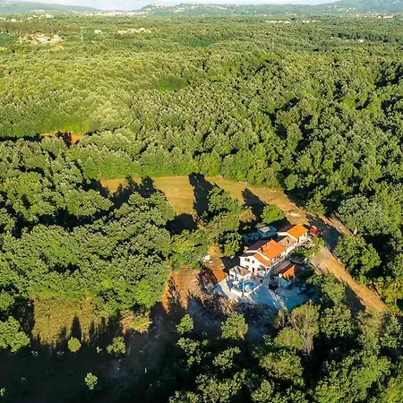 House Azur With A Private Pool Villa