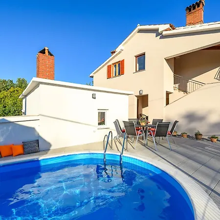 House Azur With A Private Pool Villa