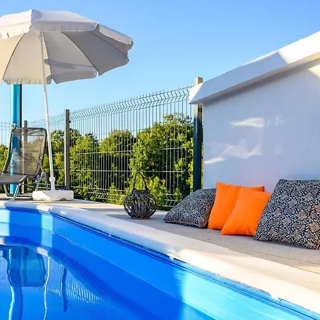 Villa House Azur With A Private Pool Martinski